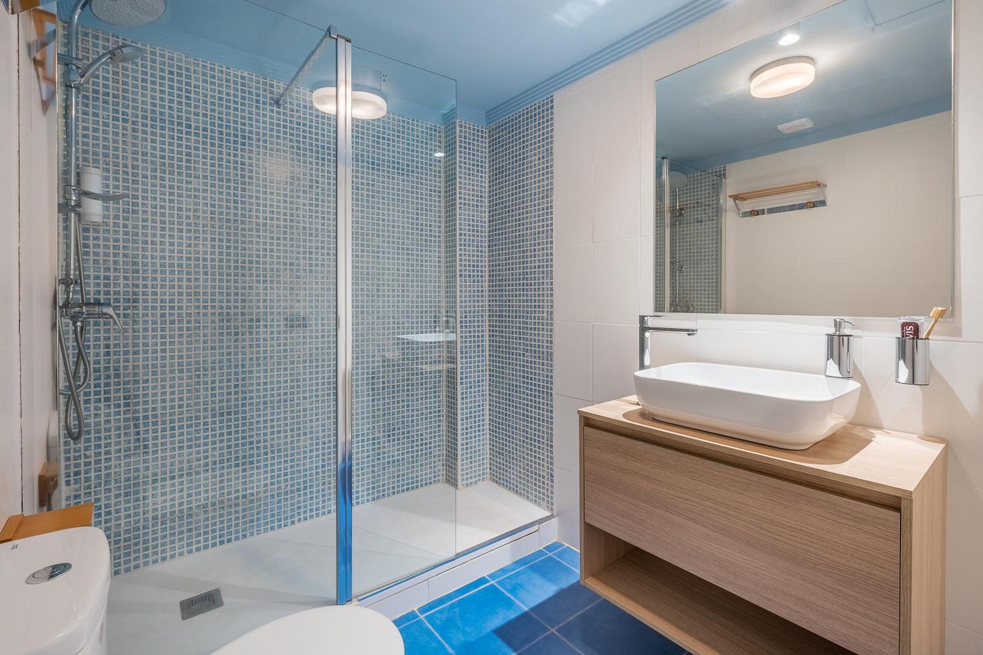 Granada Suites By Olala Homes Екстер'єр фото